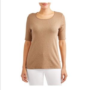 Women's scoop neck t-shirt